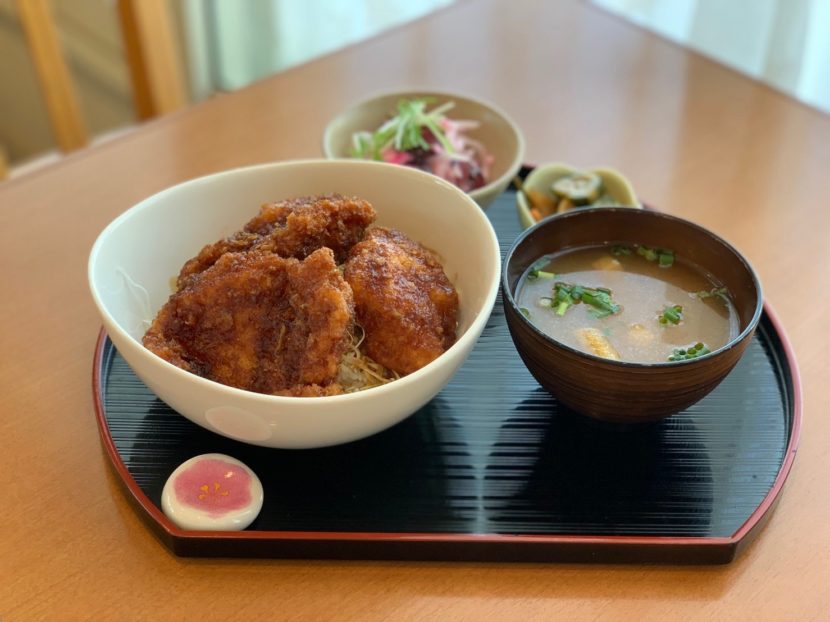 信州福味鷄のソースチキンカツ丼